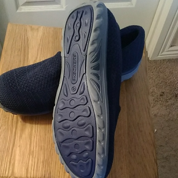 Skechers relaxed fit - Picture 2 of 8